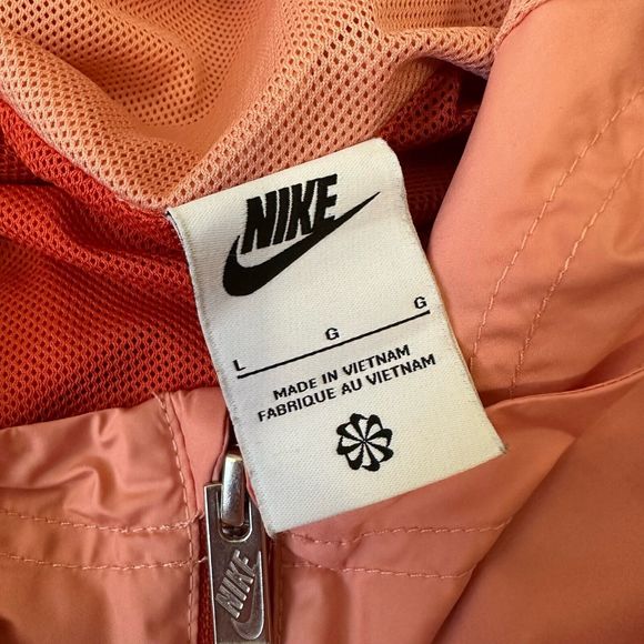 NIKE Girls Circa 72 Windrunner Windbreaker Jacket Orange/Coral DO6857-861 - Picture 8 of 11